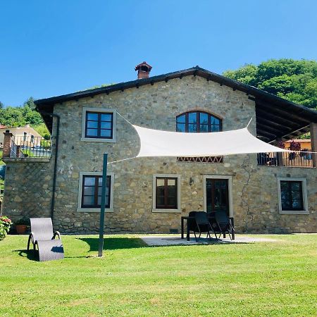 Agriturismo Poderino Кастільйоне-ді-Гарфаньяна Екстер'єр фото