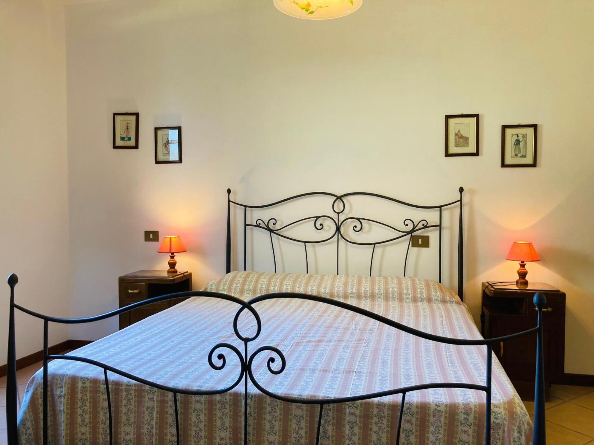 Agriturismo Poderino Кастільйоне-ді-Гарфаньяна Екстер'єр фото